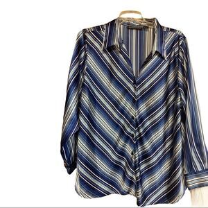 BLUE DIAMOND PLUS,women’s top, Size 3X,button down‎